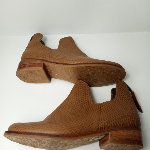 Bussana Ankle Leather Brown Bootie - Picture 6 of 9